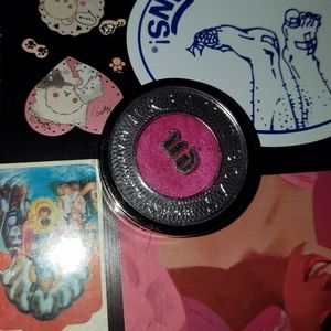 Urban decay single pressed eyeshadow in Woodstock